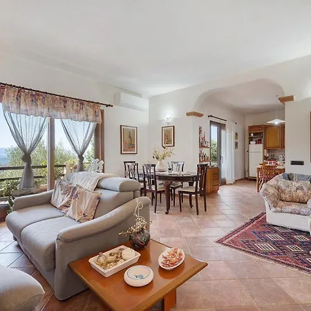 Bellavista Coghinas Bed & Breakfast 3*